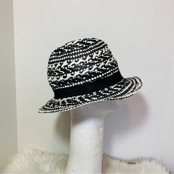 Black and White Woman's Woven Cowgirl Hat - Picture 4 of 5